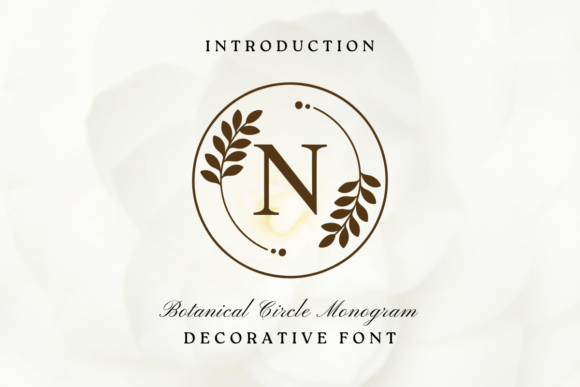Botanical Circle Monogram: A Decorative Typeface for Editorial Branding